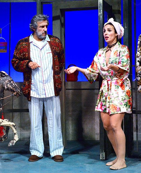 Flavio Insinna e Giulia Fiume - Gente di facili costumi